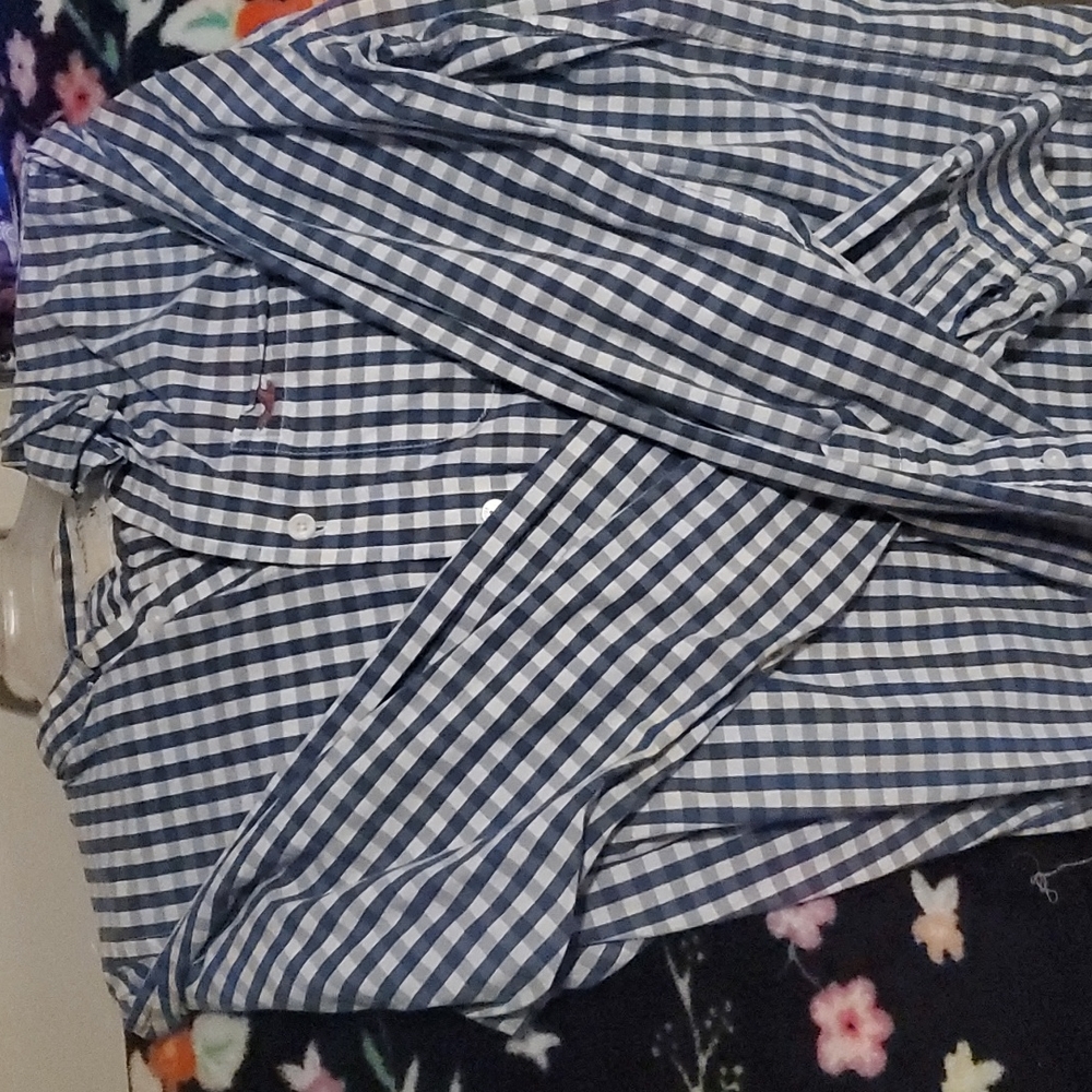 Sze medium Hollister men's shirt